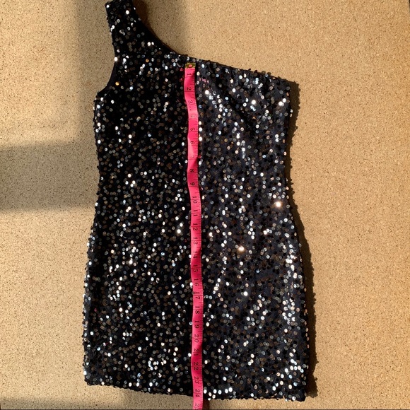 Sequin one shoulder bodycon party minidress! Yasss - Picture 6 of 7